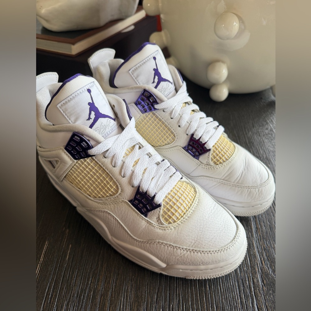 Jordan 4 Retro Mid Purple Metallic size 9 - Picture 2 of 8